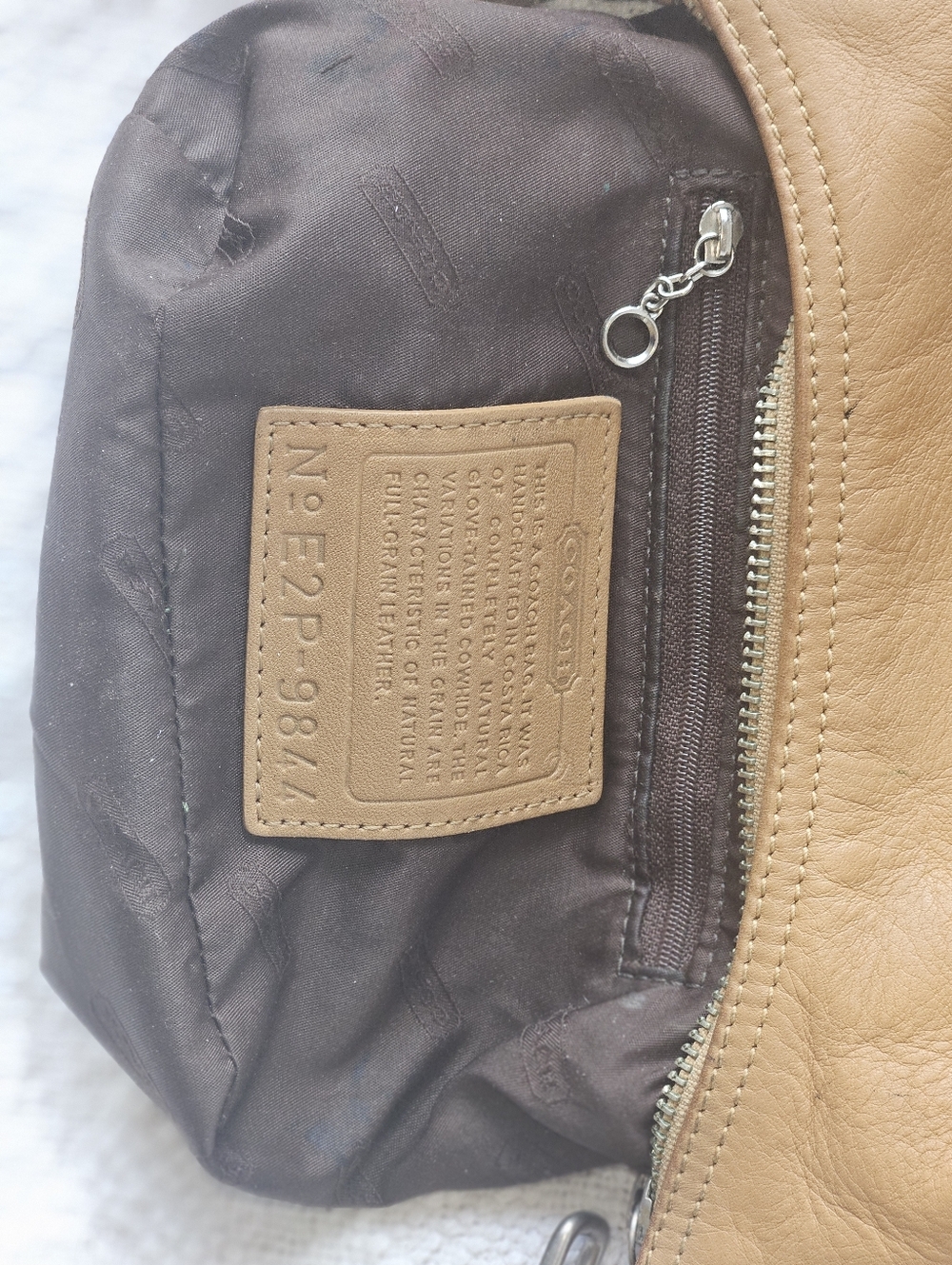 Vintage Coach Tan Leather Shoulder Hobo Bag - Picture 14 of 16